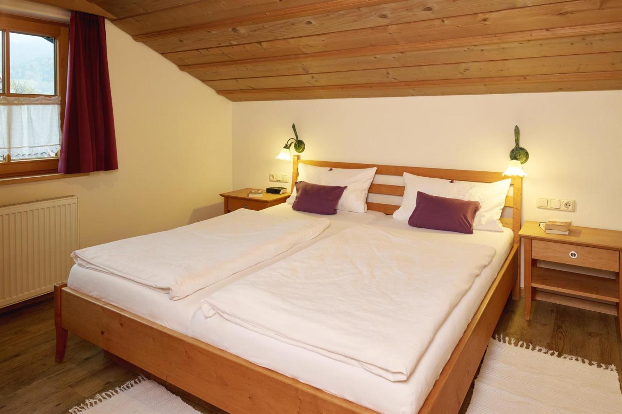 Haus Sonnenruh Apartment Бад Хинделанг Екстериор снимка
