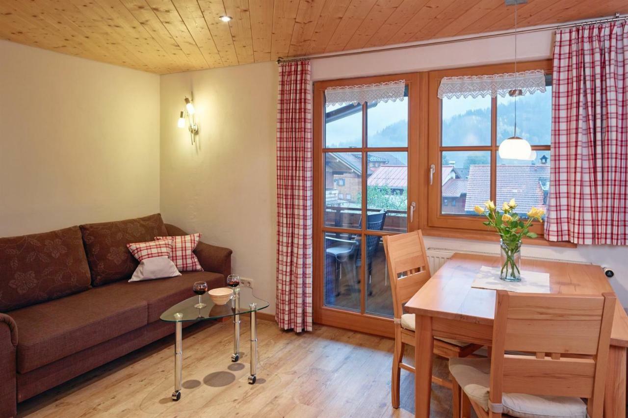 Haus Sonnenruh Apartment Бад Хинделанг Екстериор снимка